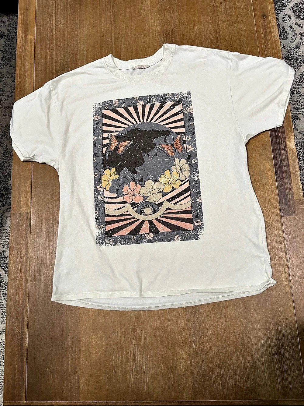Chelsea & Violet Graphic Short Sleeve Tee White & Pink Large